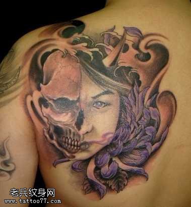 肩部骷髅美女纹身图案