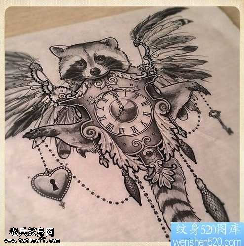 手稿漂亮的猫头鹰纹身图案