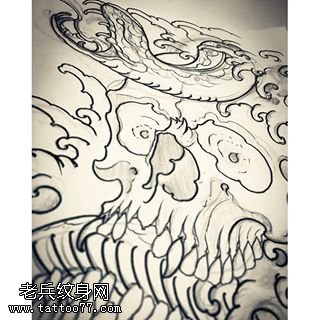 手稿线条蛇骷髅纹身图案