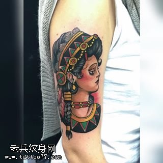 胳膊的小姑娘纹身图案