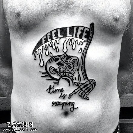 腹部欧美风镰刀纹身图案