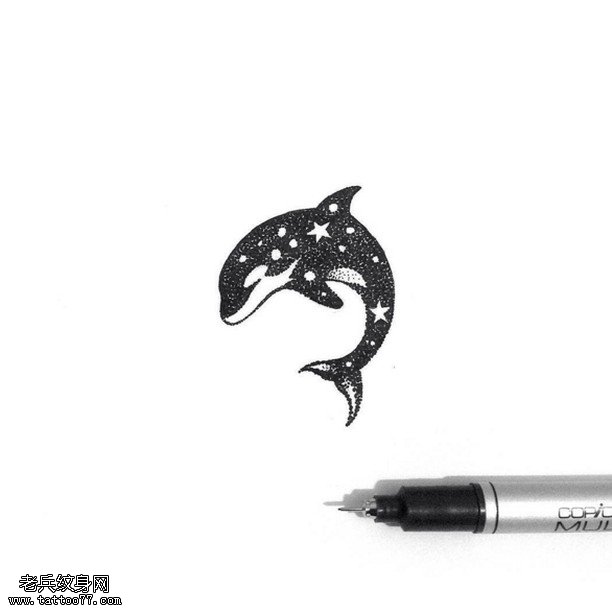 点刺的小海豚纹身图案