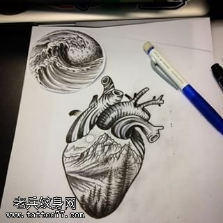 手稿心脏纹身图案