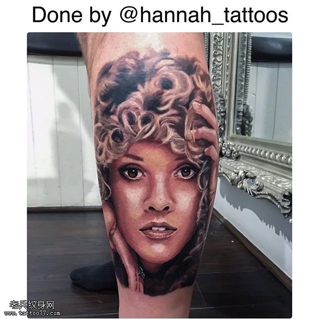 小腿欧美写实肖像纹身图案