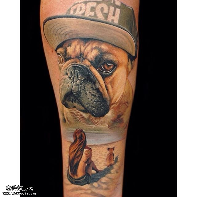 小腿上时尚可爱的狗狗纹身图案