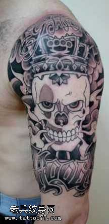 胳膊嘎巴拉纹身图案