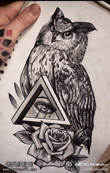 上帝之眼玫瑰花纹身图案