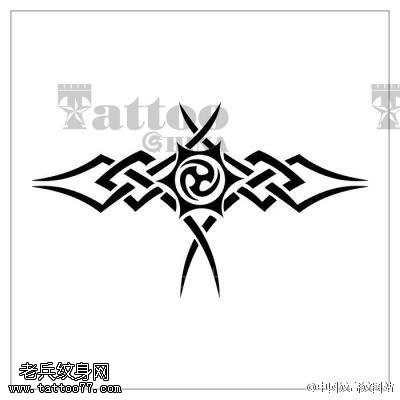 简单大方的臂环手稿纹身图案