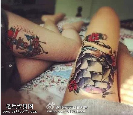 闺蜜漂亮的彩绘纹身图案