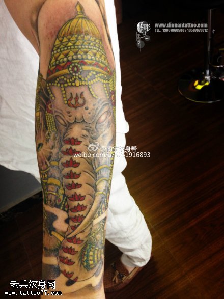 逼真写实爱的象神纹身图案