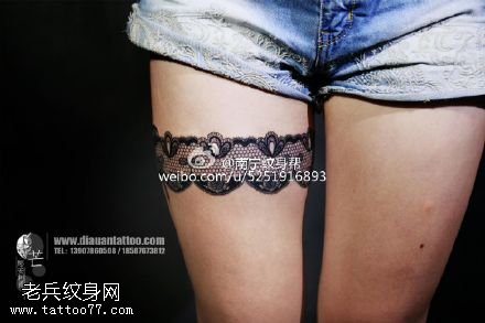 优美的蕾丝边纹身图案
