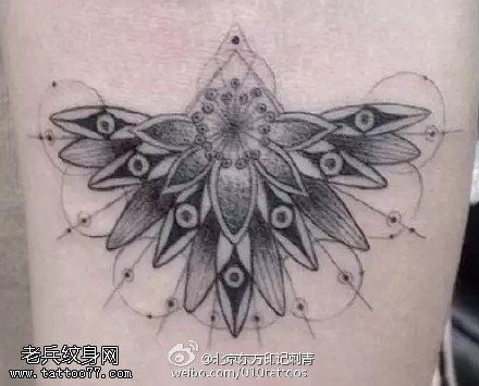 经典点刺梵花纹身图案