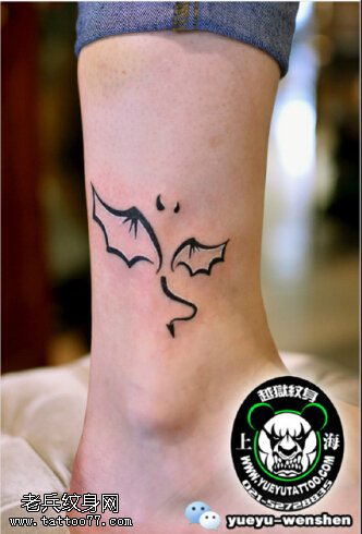 清新精致的星座纹身图案