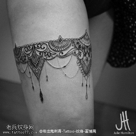 漂亮的蕾丝纹身图案