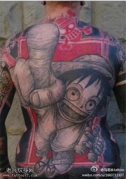 满背路飞纹身图案