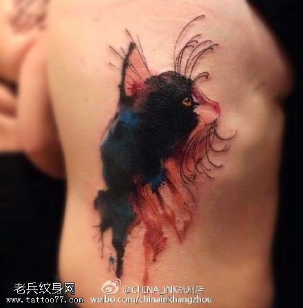 胳膊水墨画中国风黑猫纹身图案