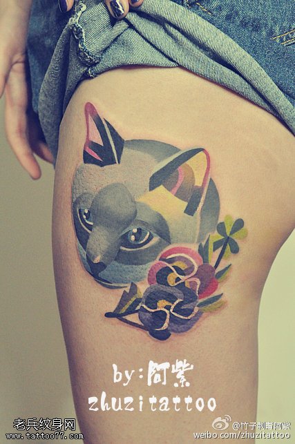 腿部可爱的小狗狗纹身图案