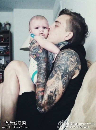 欧美风花臂爸爸纹身图案