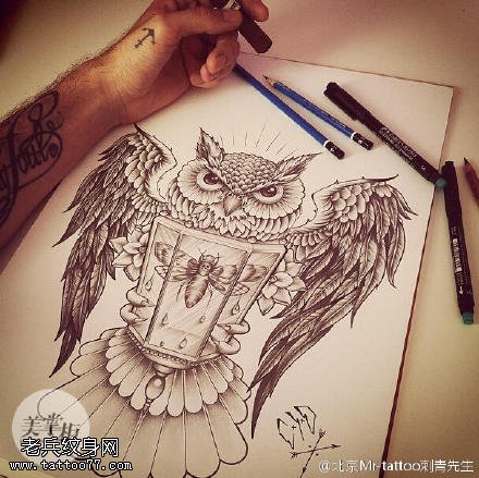 经典手会猫头鹰纹身图案