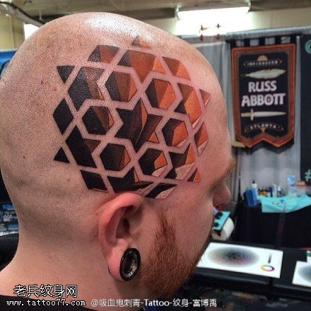 帅气逼真菱形纹身图案