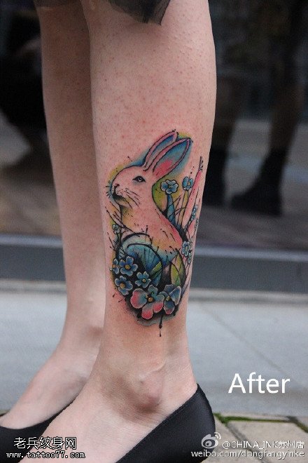彩绘可爱的小兔子纹身图案