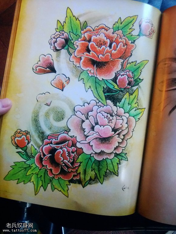 一款牡丹纹身图案