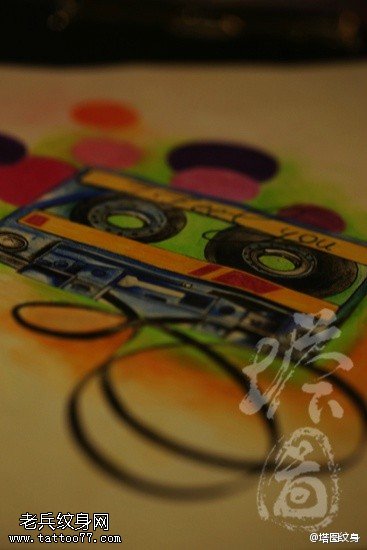 彩色个性磁带纹身图案