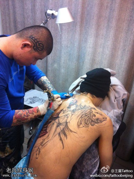 唯美高雅天使纹身图案