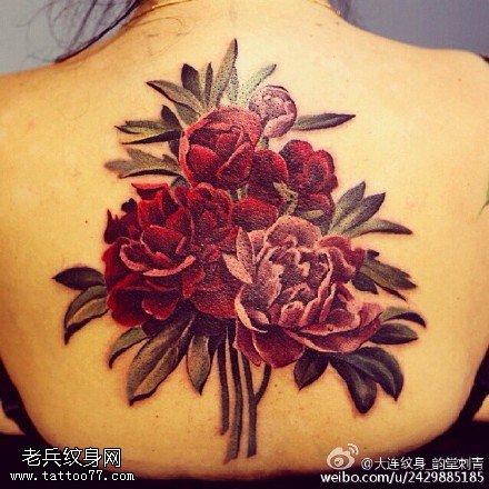 彩色艳丽的牡丹花纹身图案