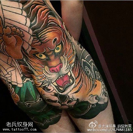 屁股上的大老虎纹身图案