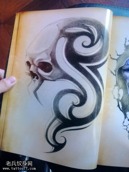 骷髅图腾纹身图案