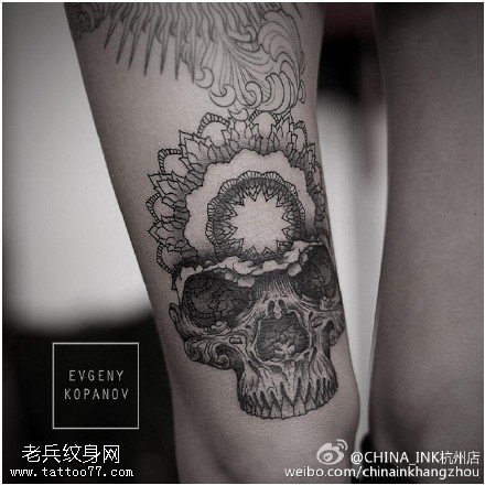 经典骷髅莲花纹身图案