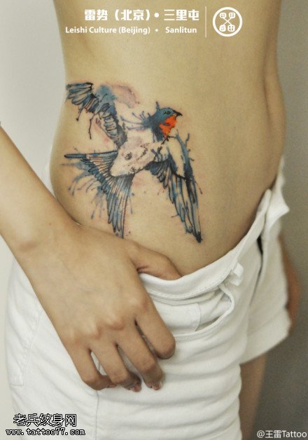 艳丽可爱飞燕纹身图案