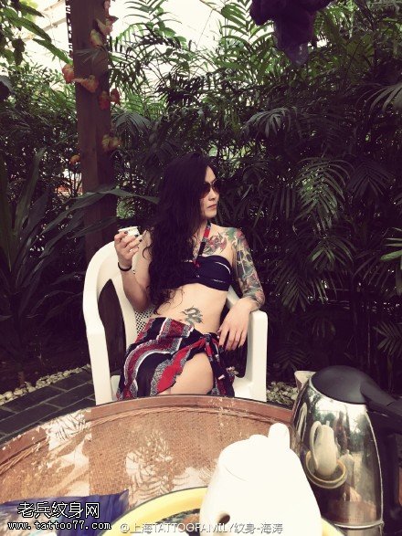 优雅性感的美女纹身图案