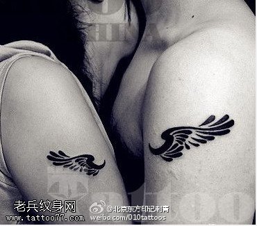 情侣时尚简约的小图腾纹身图案