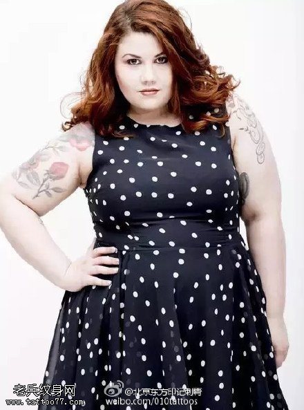 风韵优雅的胖女子纹身图案