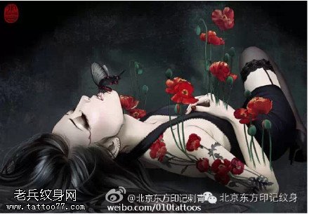 凄美的爱情娇艳盛开的花手稿纹身图案