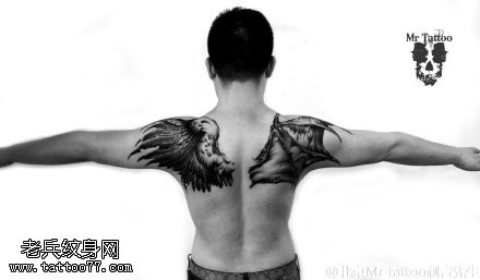 长在身上的翅膀纹身图案