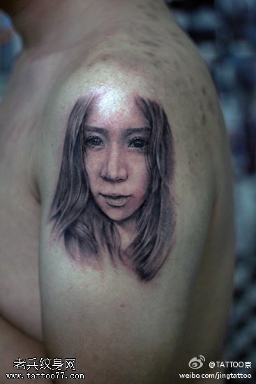 漂亮儒雅女孩头像纹身图案