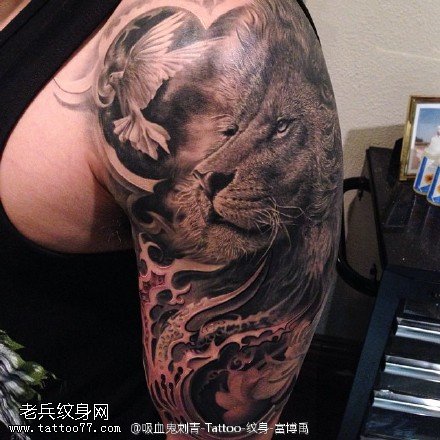 威风霸气狮子王纹身图案