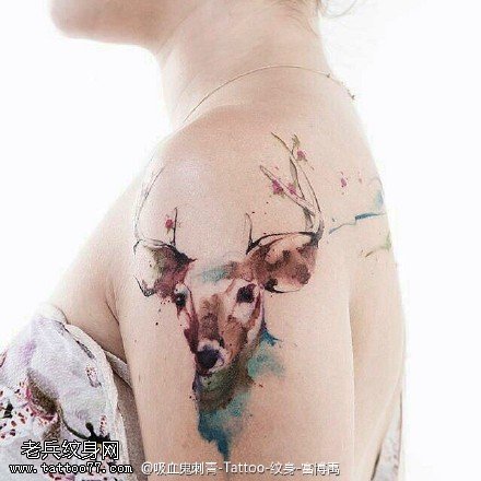 水墨羚羊纹身图案
