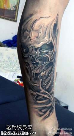 表情狰狞罗伯特纹身图案