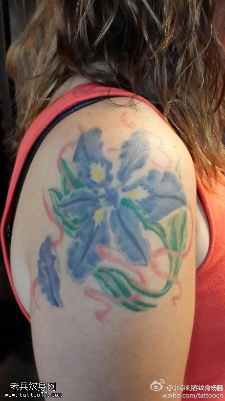 超凡脱俗兰花纹身图案