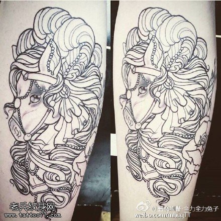 点刺黑灰骏马纹身图案