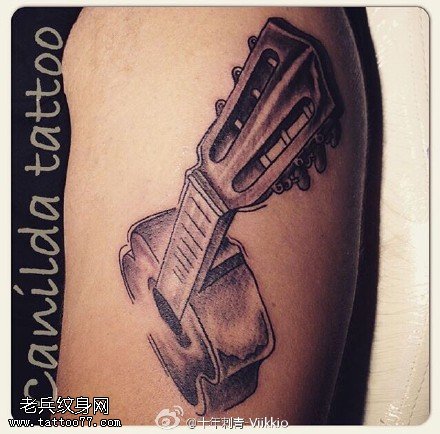 立体的琵琶琴纹身图案