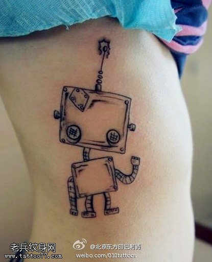 点刺立体小机器人纹身图案