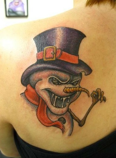 肩部创意个性邪雾雪人纹身图片