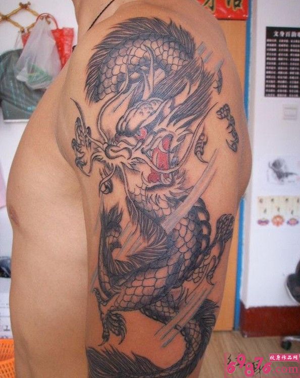手臂霸气龙图腾图片