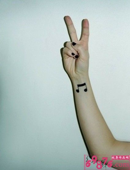 手腕的音乐符号图片