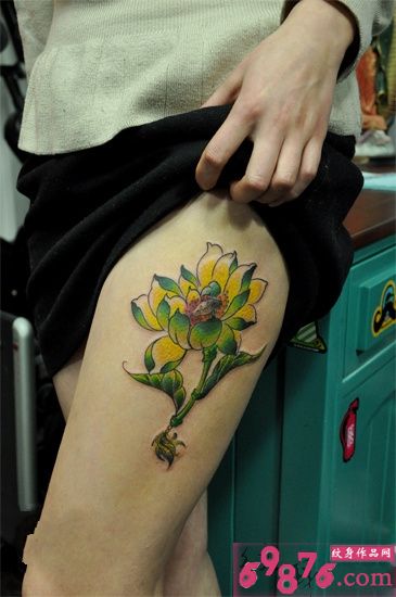 夏日小清新莲花纹身图片